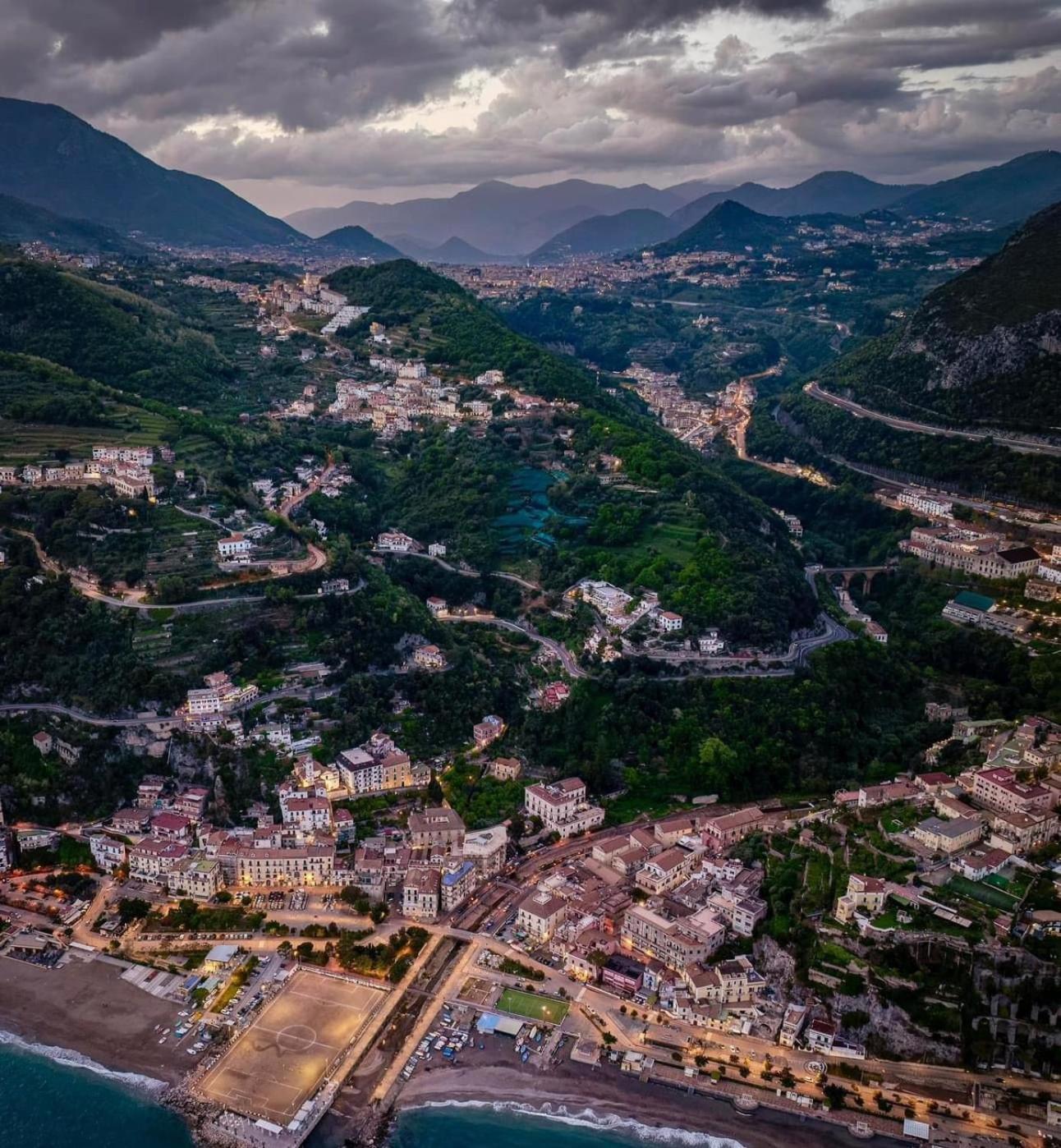 Vietri In Centro - Costa D'Amalfi Apartment Bagian luar foto